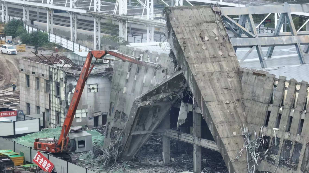 湖北一火车站正式拆除